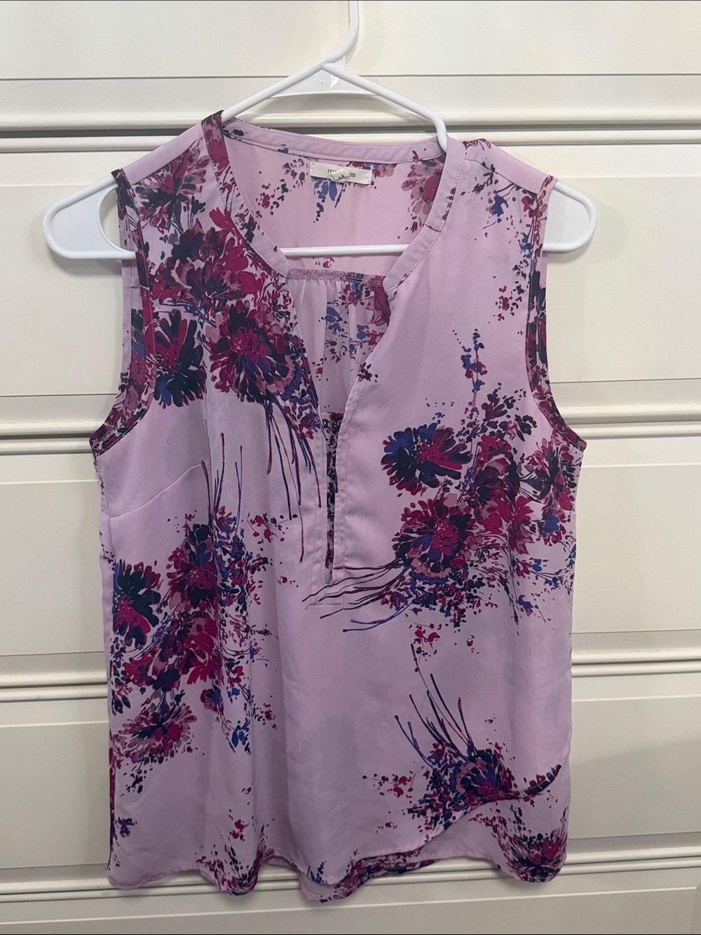 Maurices Lavender Sleeveless Floral Split-Neck Camisole
